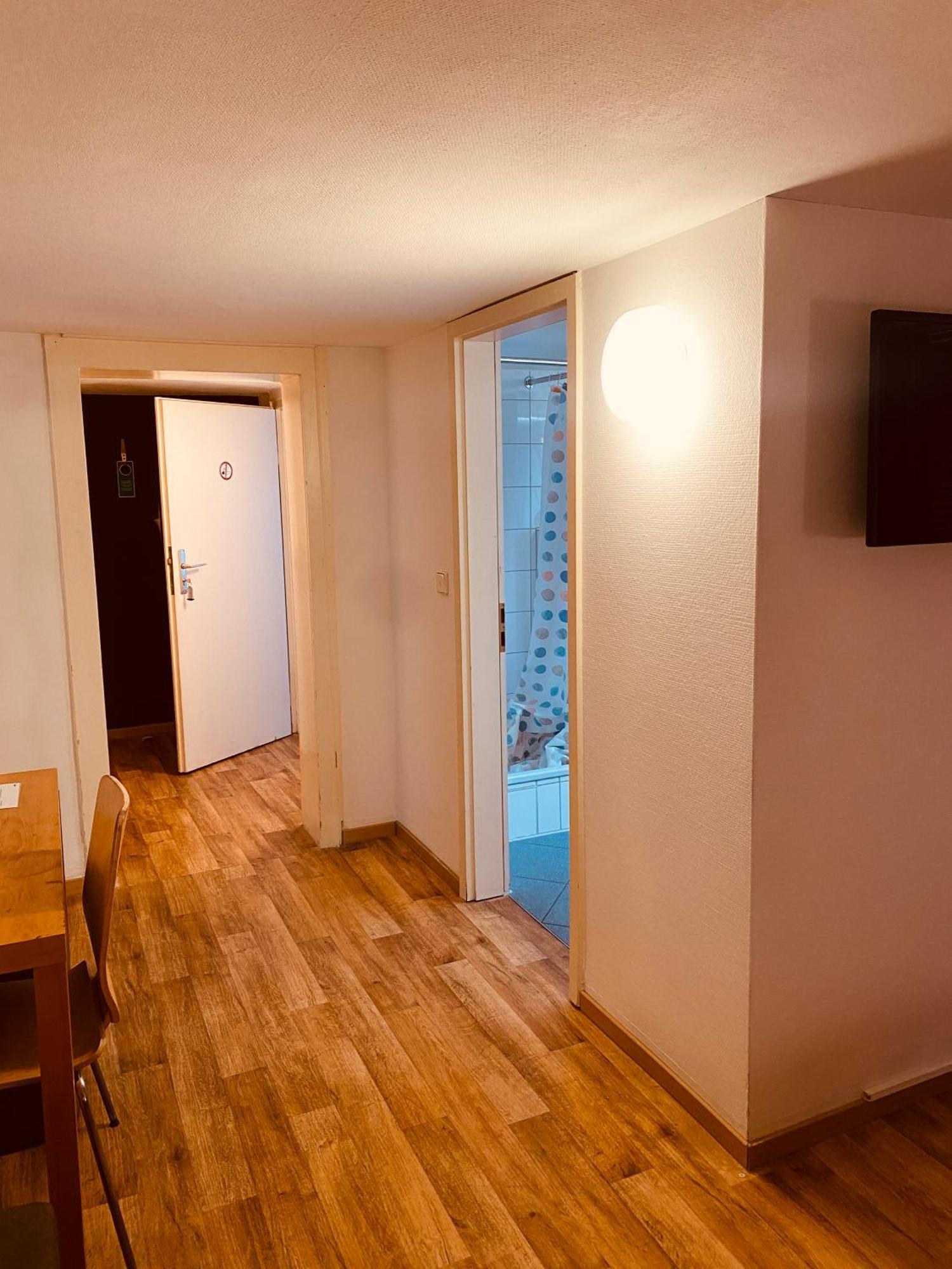 Stay Inn Central Station Frankfurt am Main Room photo
